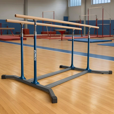 Barres parallèles en bois - GA2 | Professionnel - Vue complète sur la salle de sport