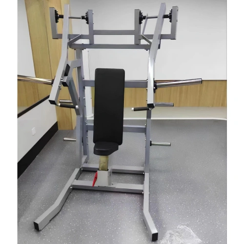 Presse pectorale à force latérale - RFA | Entraînement fonctionnel - Vue de l’utilisation de la machine