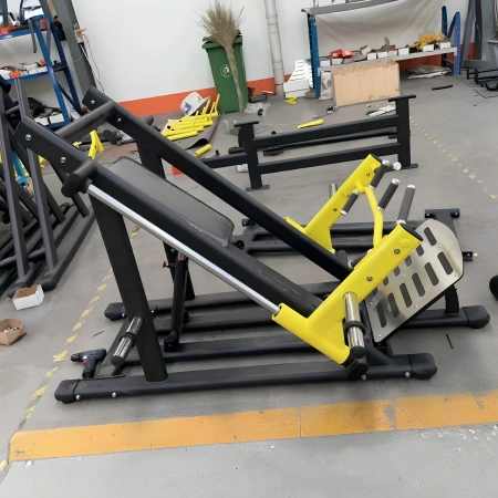 Standing Row Machine - RFA | Personalizzabile - Visuale Laterale Macchinario