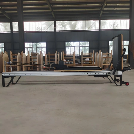 Reformer Pilates aus Aluminiumlegierung PM23 | Professionell - Echte Seite Produktansicht