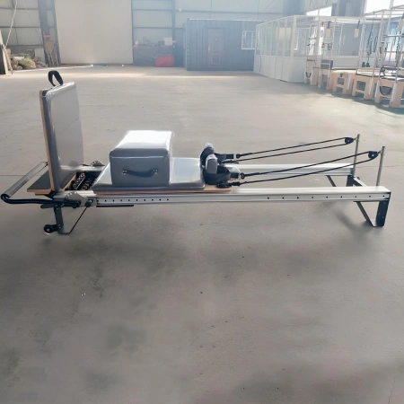 Reformer Pilates aus Aluminiumlegierung PM23 | Professionell - Graue Farbe Visuell