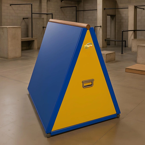 Struttura per Allenamento Arrampicata - PK7 | Parkour  - Visuale Completo Palestra