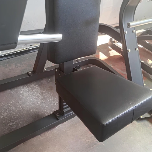 Free Loading Chest Press - CLP | Customizable - Padding View