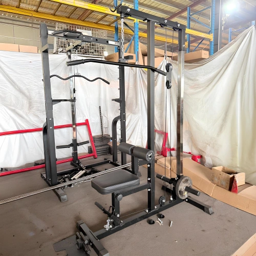 Lat Machine Multifunzione - Regolabile | Accessori Inclusi - Utilizzo