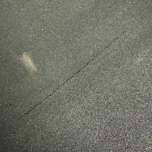 Damaged rubberized floor - various sizes | Professional - Scratched Surface View