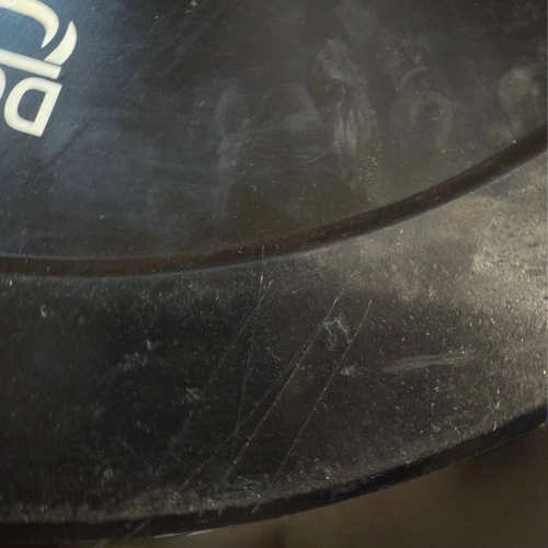 Gym Bumper Plates mit Beschädigungen | Verschiedene Gewichte - Optischer Stoßfänger mit Kratzern