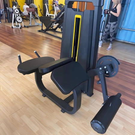 Flexion des jambes en position couchée - FMT | Pack de poids inclus | Personnalisable - Vue Salle de sport