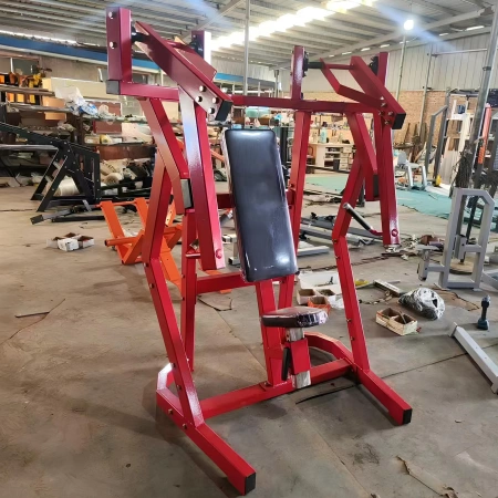 Press de pecho lateral - RFA | Entrenamiento funcional - Vista lateral de la máquina