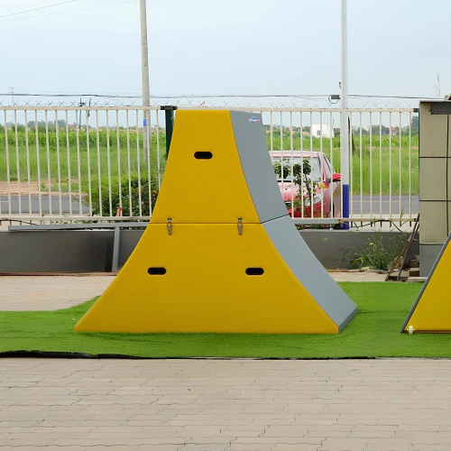 Warped Wall Obstacle for Parkour Training - PK28 - Real View Tailor-made product