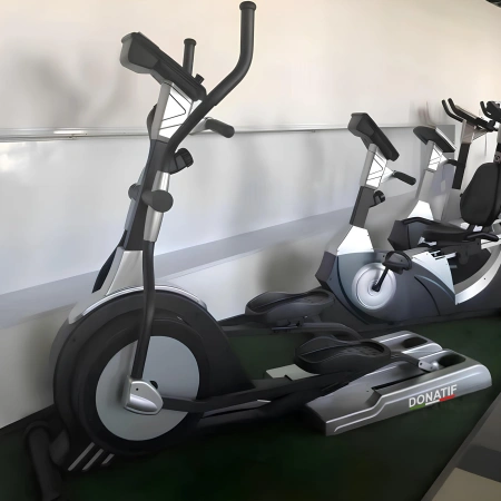 Elliptical Bike with Magnetic Flywheel ET10 | Professional - Full Room View