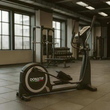 Elliptical 18 Resistance Levels - ET30 | Professional - Right View 2