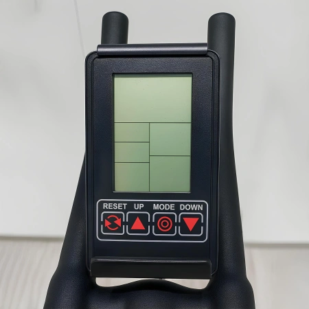 Bicicleta de giro con transmisión por correa - SB110 | Profesional - Vista de monitor