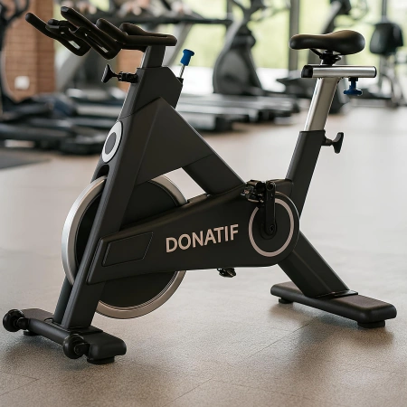 Bicicleta de spinning - Transmisión por cadena - SB120 | Profesional - Vista del gimnasio