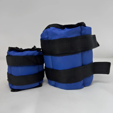 Un par de tobilleras - Protectores de muñeca 4 kg | Pesas con Velcro - Vista frontal en primer plano completo