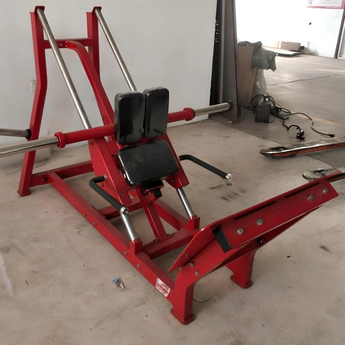 Machine à squat Hack - RFA | Entraînement fonctionnel - Salle de sport - Vue de face