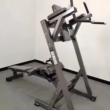 Baucharbeitsstation – RFA | Funktionelles Training – Fitnessstudio – Raumansicht