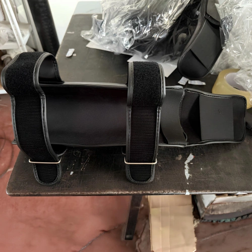 Protège-tibias pour sports de combat - PB1 | Professionnel - Vue de face