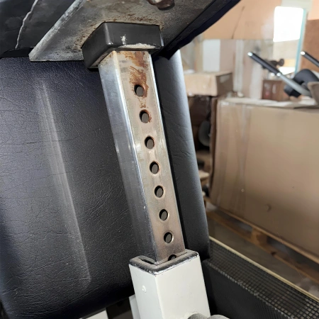 Machine pectorale Technogym | Occasion - Vue de réglage du siège