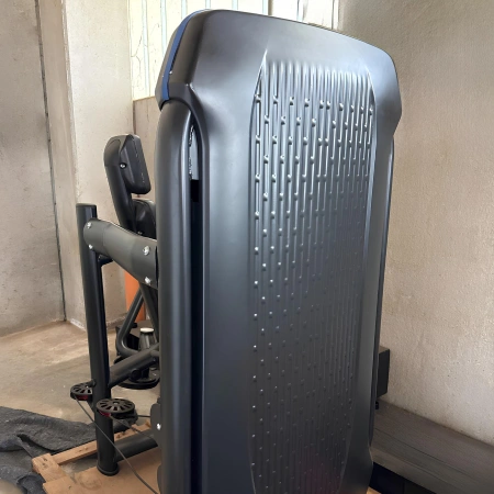 Pec Deck Machine - X6 | Rimini Wellness 2024 - Vista inferior