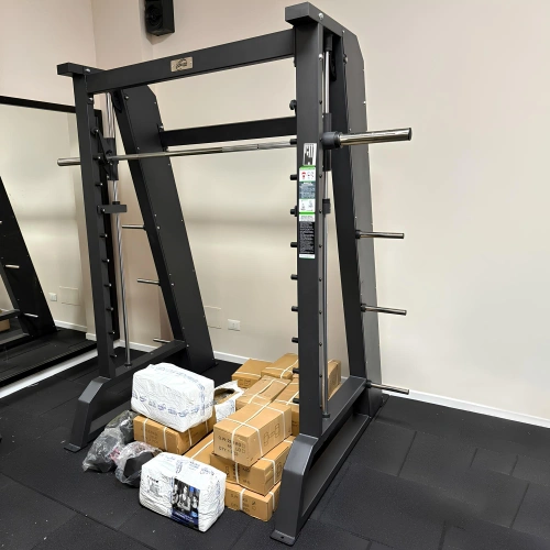 Machine de Smith professionnelle - FMT | Personnalisable - Real Home Gym
