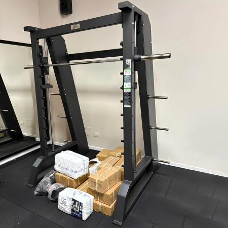Machine de Smith professionnelle - FMT | Personnalisable - Real Home Gym