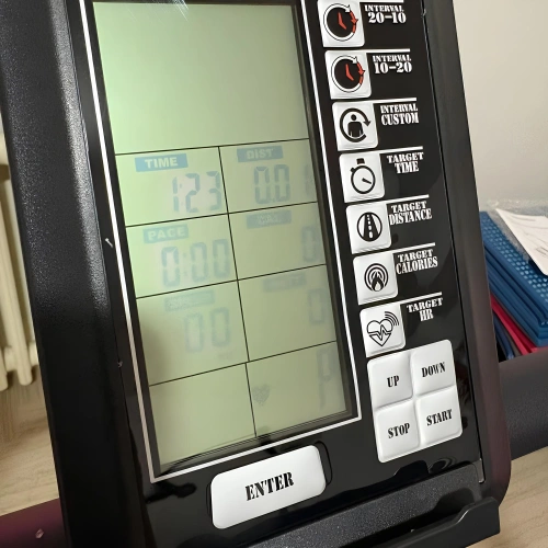 Tapis de course incurvé 20 km/h - TRC35 | Professional - Monitor View