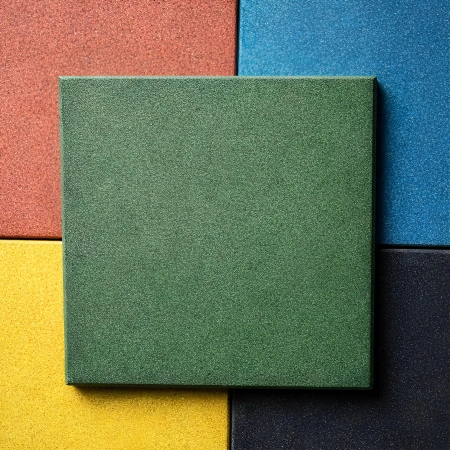 Pavimento engomado para exterior - PGO25 | 50X50X4 cm - Vista completa