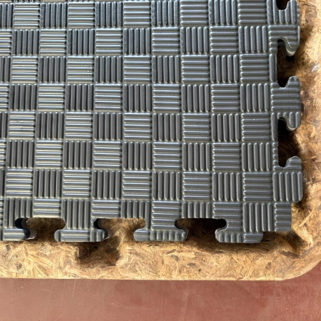 Tatami Palestra Danneggiato - Varie Misure | Professionale - Foto Angolo