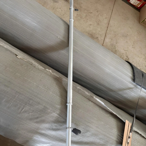 120 cm - 25 mm Spring-Loaded Gym Barbell | Used - Full View
