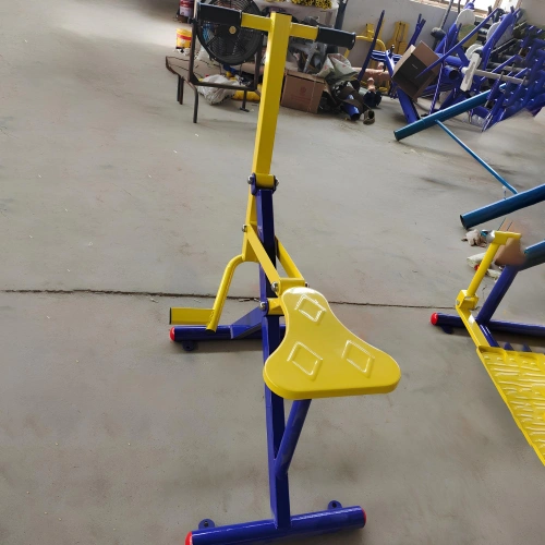 Appareil de fitness « Rider » pour l'extérieur - COA60 | Professionnel - Photo réelle