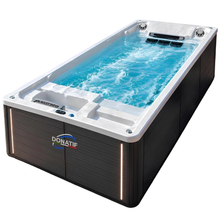 Piscina Swim Training Ironman - MS10 | Profesional - Imagen de la piscina, modelo sobre el terreno