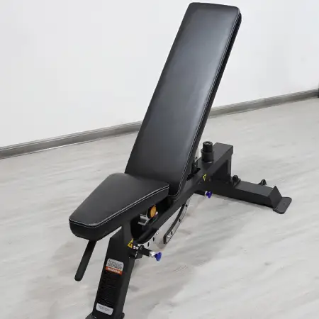 Panca Regolabile Professionale - P40 | Palestra - Bodybuilding - Vista Frontale