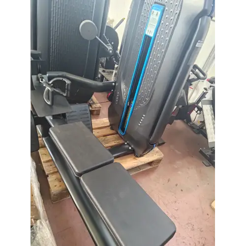 Lange Zugreihe - x6 | Rimini Wellness Messe 2024 - Vollansicht