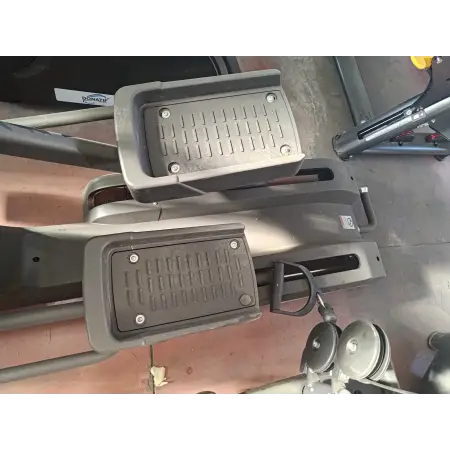 Virtual Reality Elliptical - X6 | Rimini Wellness 2024 - Close-up view on the Pedals