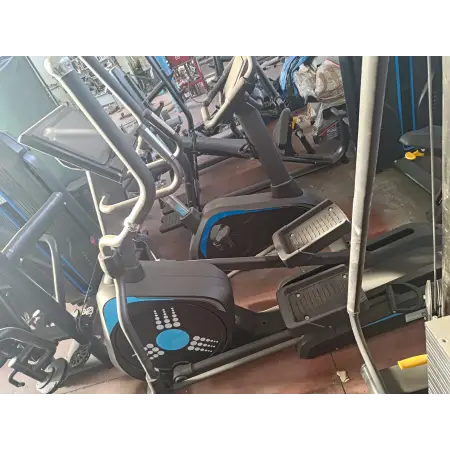 Virtual Reality Elliptical - X6 | Rimini Wellness 2024 - Full View