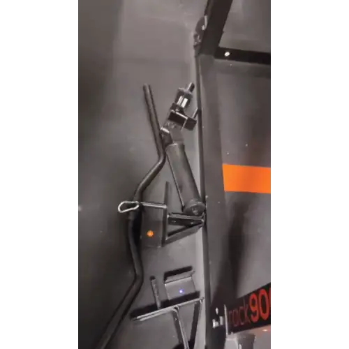 Rack con Accessori Inclusi | Seconda Mano - Visuale Ravvicinata sugli Accessori