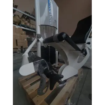 Leg Extension con Pacco Pesi Incluso | Seconda Mano - Visuale Completa 2