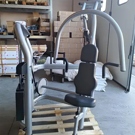 Chest Press Matrix mit Gewichtsrucksack | Gebraucht - Vollansicht