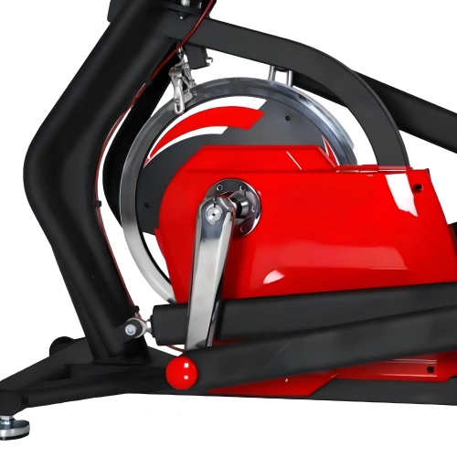 Red Magnetic Elliptical Trainer with Monitor - ET40 | Professional - Close-up view
