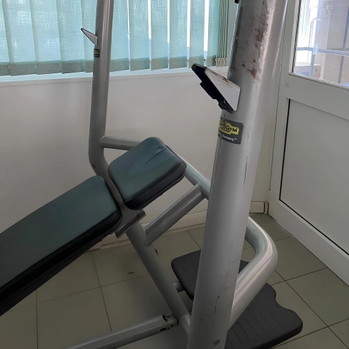 Banc de musculation incliné - Exercices...