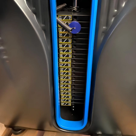 Long Pull Row - X6 | Rimini Wellness Fair 2024 - Close-up view of the weight pack