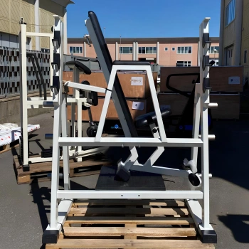 Prensa Militar - Línea Panatta | Segunda mano - Vista de banco 2