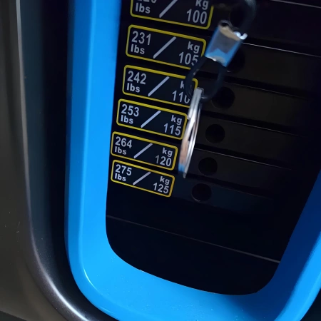 Leg Extension and Prone Leg Curl - X6 | Rimini Wellness 2024 - Close-up view of the Adjustment Pin