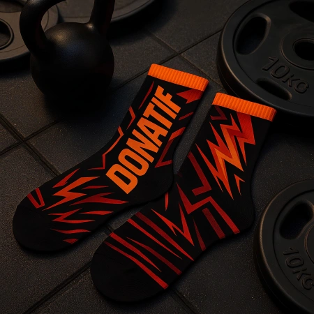 Calcetines con estampado de rayos - Comodidad y estilo - CZ1 | Donatif - Uso