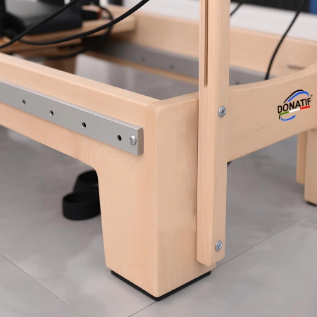 Máquina de Pilates Reformer - PM5 | Profesional - Vista de madera