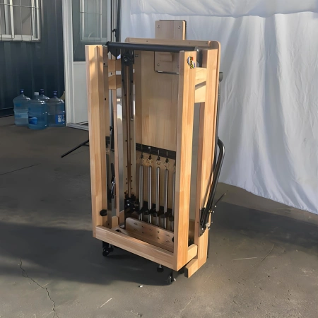 Pilates Reformer Faltbarer Ahorn - PM22 | Professional - Ansicht von unten