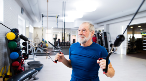 Fitness Over 50: Esercizi Sicuri per Mantenersi Attivi