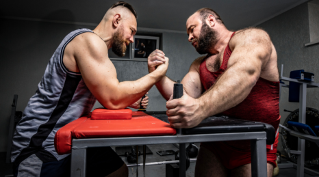 Guida Completa all’Attrezzatura per Armwrestling: Cosa Serve Davvero per Iniziare