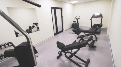 Pavimento per home gym in casa, garage o stanza dedicata: cosa cambia