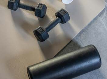 Home gym for weight loss: where to start if you don't want to buy bad